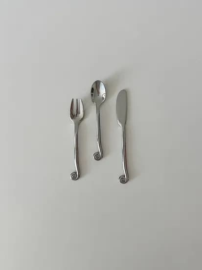 꼬임 커트러리
