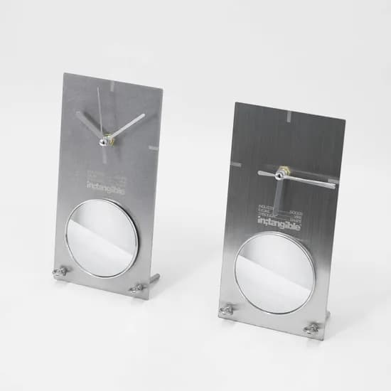evoke time ; table 무소음 쇠테리어 탁상시계