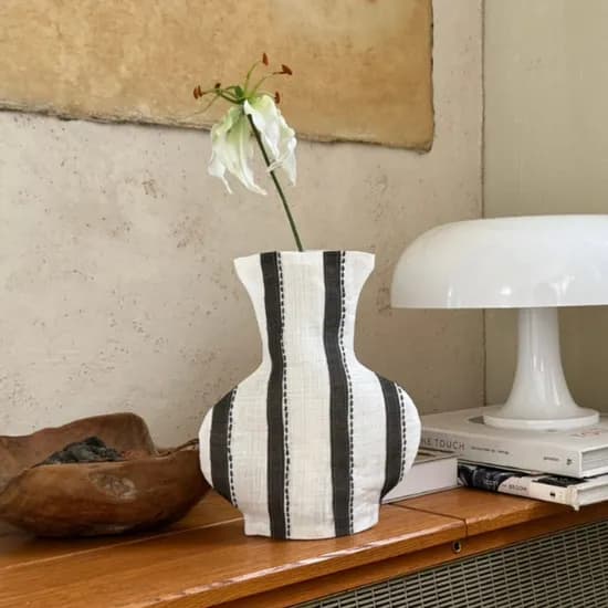 Moon Jar vase flat_stripe