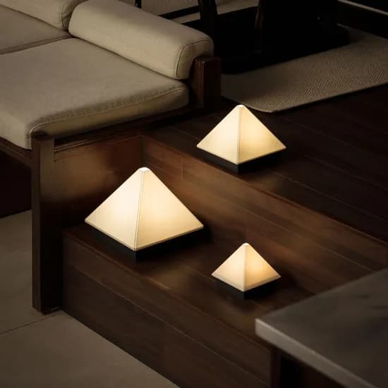 Heugyujae-1 Portable Lamp 흑유재 포터블 조명 무드등