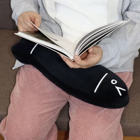 액막이 명태 쿠션