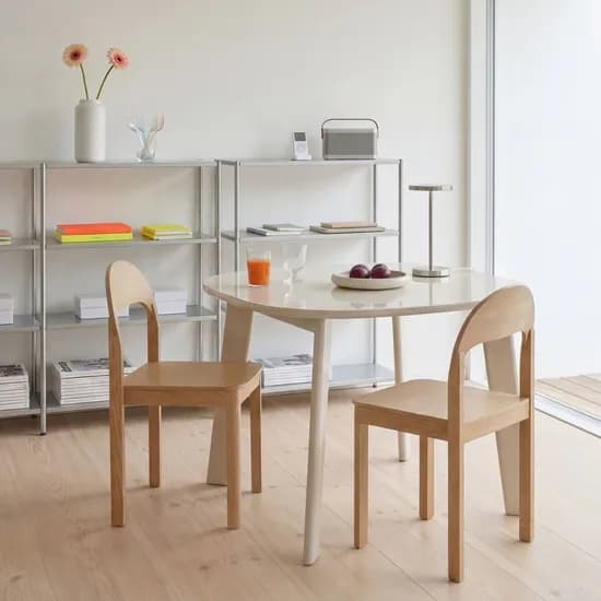 Nua Table