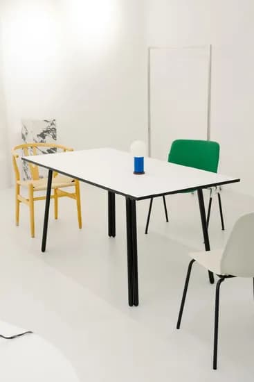 SEON DINING TABLE 1400