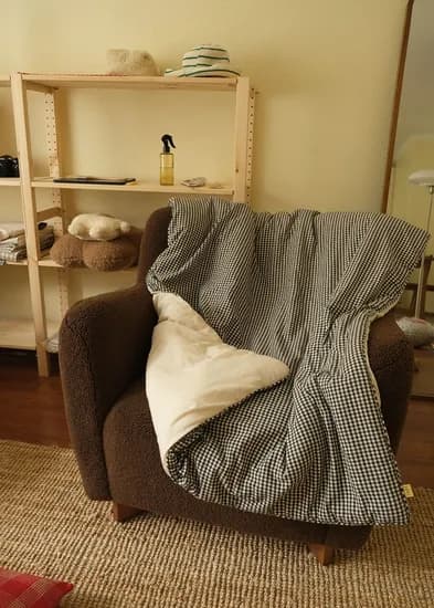 겨울에도 유용한 솜 이불/담요 - Cotton check comforter