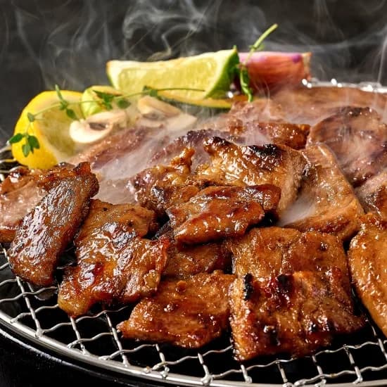 통닭다리 매운닭갈비 2팩+간장닭갈비 2팩 각600g 총2.4kg(13,344원) 제주돼지 4인분+4인분 왕 양념 칼집구이 총2.4kg (14,255원)