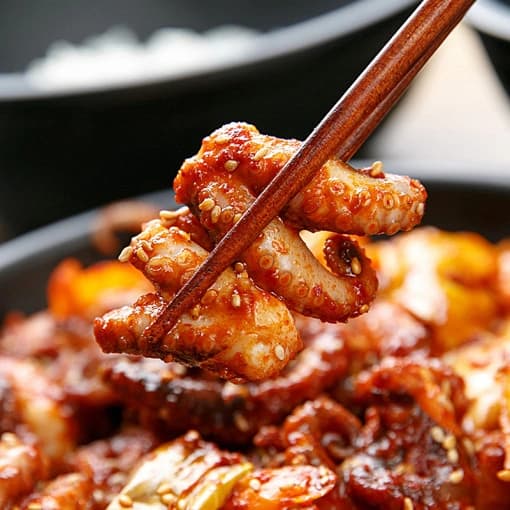 매콤 양념 쭈꾸미볶음 300g (6,900원/조건부무료)1