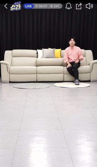 시트 앤 모어 브레스트 4인 홈바 천연 통가죽 리클라이너 소파(1,840,375원/무배)4