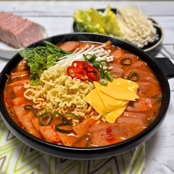 APP전용/사나이 쉐프 부대찌개 1kg 2개/부대찌개 밀키트/캠핑/햄듬뿍(15,260원/무배)1