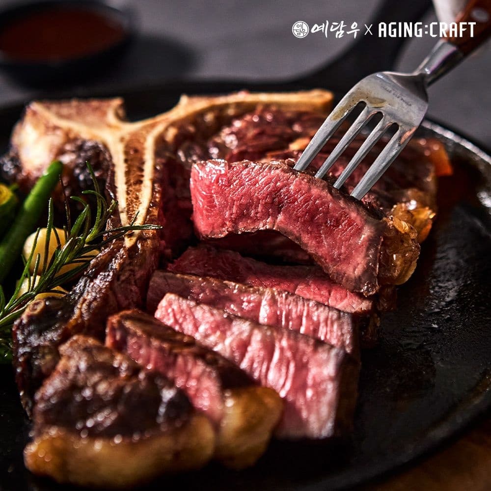 한우 프리미엄 드라이에이징 티본 300g (29,900원/무료)