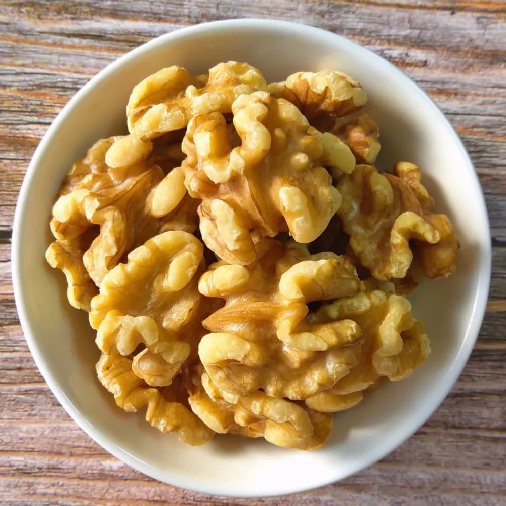 구운 아몬드 500g x 2봉 [총 1kg](11,484원/무료) , 미국산 호두 1/4태 [5,341원/무료]2