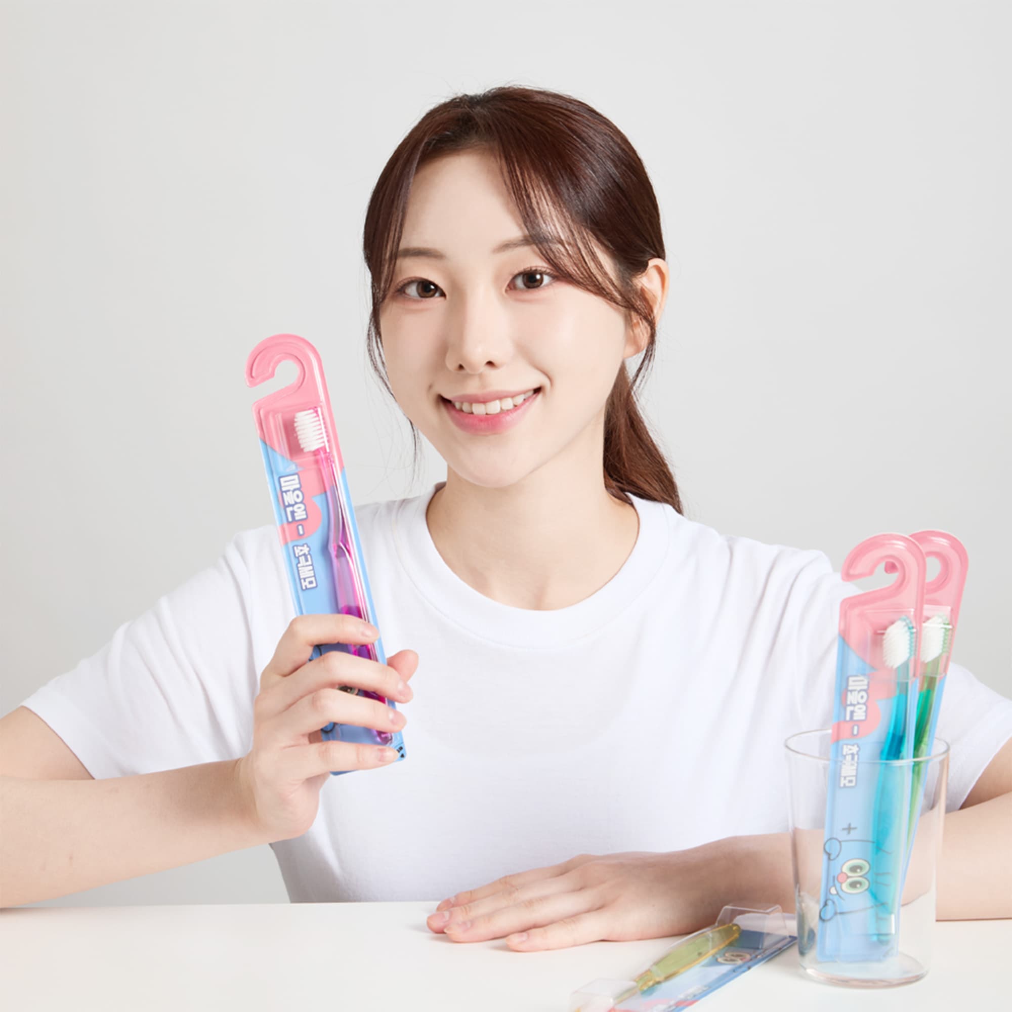 극세모 칫솔 12개 (9,400원/무료)2