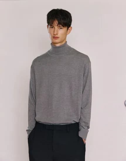 컨셉원 울 터틀넥 스웨터