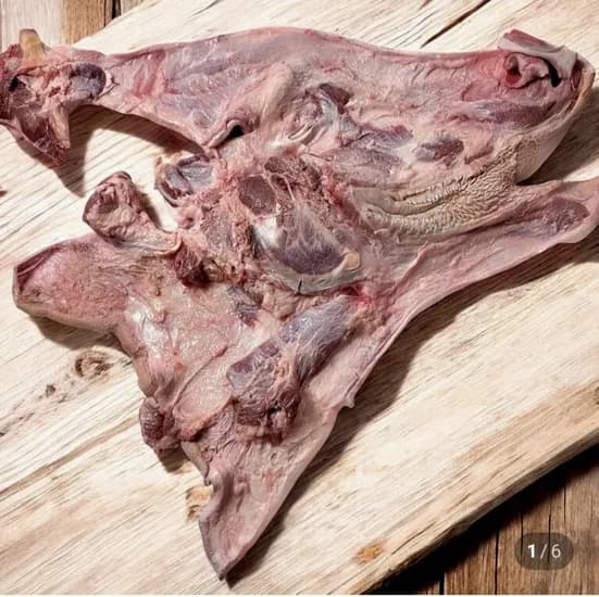 한우 거세 소머리반마리 4kg 우설 1kg 사골잡뼈 3kg 총 8kg