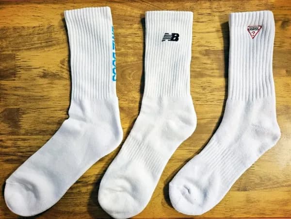 게스 중목파일3족 양말 (8,900원/무료)