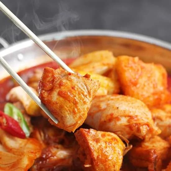 매콤 칼칼 닭볶음탕 .3kg (8,680원/무배)1