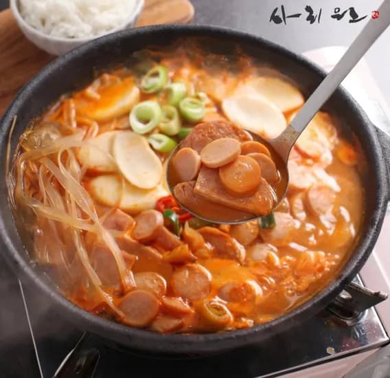 사리원 부대찌개 600g 1팩 (4,400원/무료)