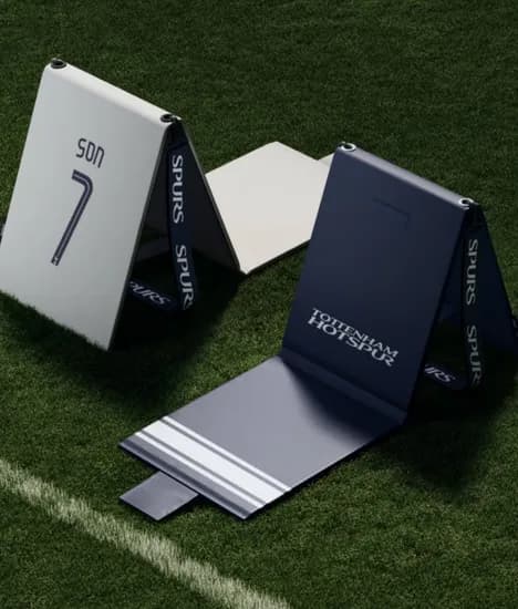 시디즈X토트넘 홋스퍼 올리 (휴대용 피크닉 의자) (9900원/무료)