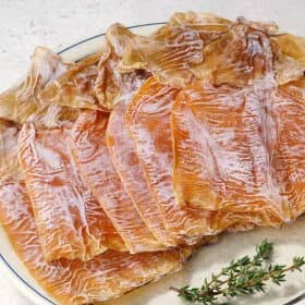 껍질벗겨 더 쫄깃한 몸통건오징어 220g 11-17미 (9,930원/무료)