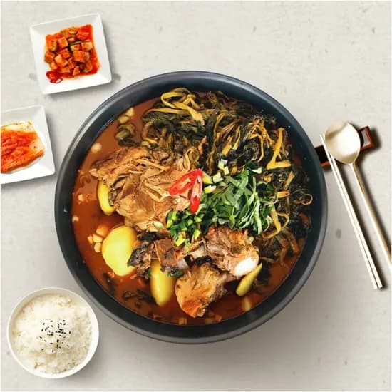 감자탕 5kg 9-10인분 국내산 돈등뼈 라면사리 1개 겨자 2개