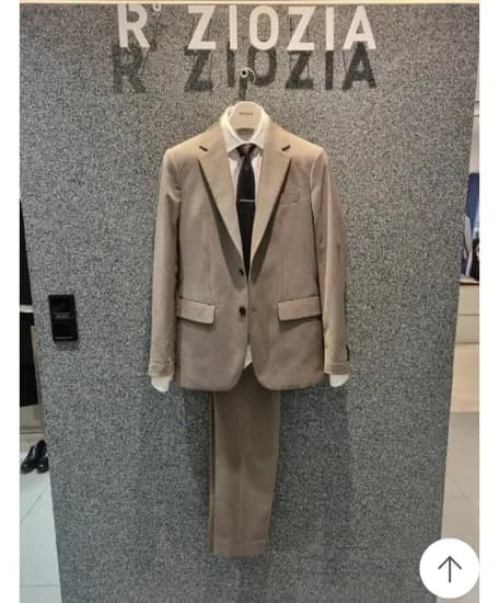 지오지아 상,하의 정장 세트 (74,706원/무료)