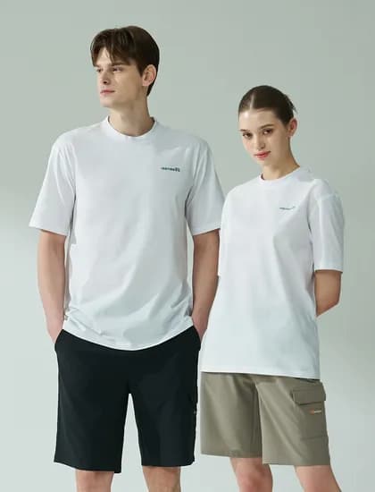 네파 이젠벅 남녀공용 화이트 반팔 티셔츠 (6,000원/3,000원)