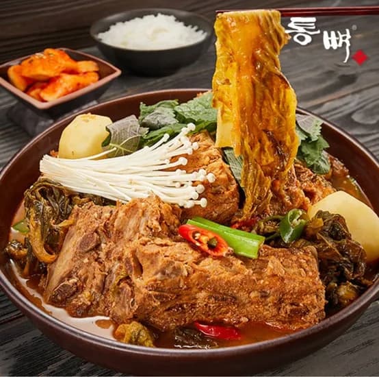우거지 감자탕 뼈해장국 2kg 2팩