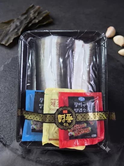 민물장어 손질장어 1kg(28,000원/3,000원)