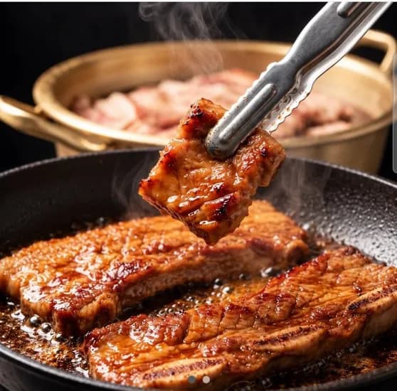 뼈 없는 흑돼지 삼겹갈비 600g 11,900원