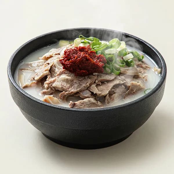 잇콕 돼지국밥 200g x 5팩 15,900원