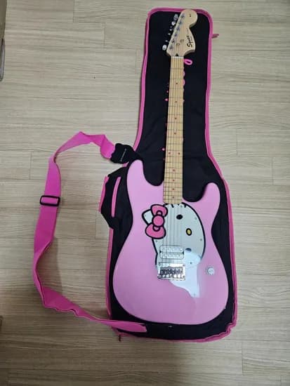 오리지날 헬로키티 일렉기타 한정판 특A급