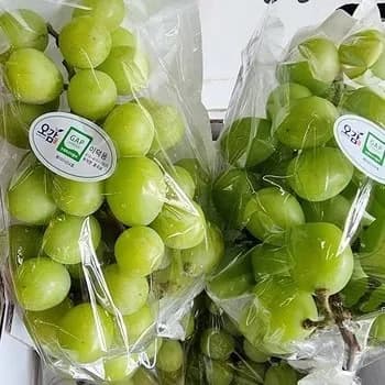 샤인머스켓 400g 1수 4,641원 5~6수 2kg 12,651원