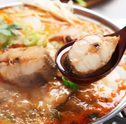 1+1+1 얼큰한 동태탕 (증정소스 포함) 820g(15,200원)/전통삼계탕 800g 실온보관4개(16,332원)/무료