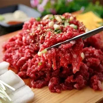 1++ 한우육회 300g (13,182원) 1++ 한우등심 200g (11,744원) 1++ 한우불고기 200g (7,245원)