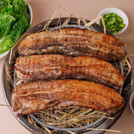 초벌 짚불 훈연 삼겹살 1kg