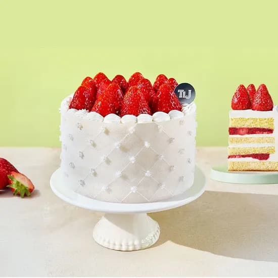 뚜레쥬르 스트로베리퀸 케이크