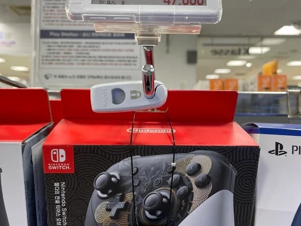 닌텐도 스위치 프로 컨트롤러 왕눈 에디션 47,000원