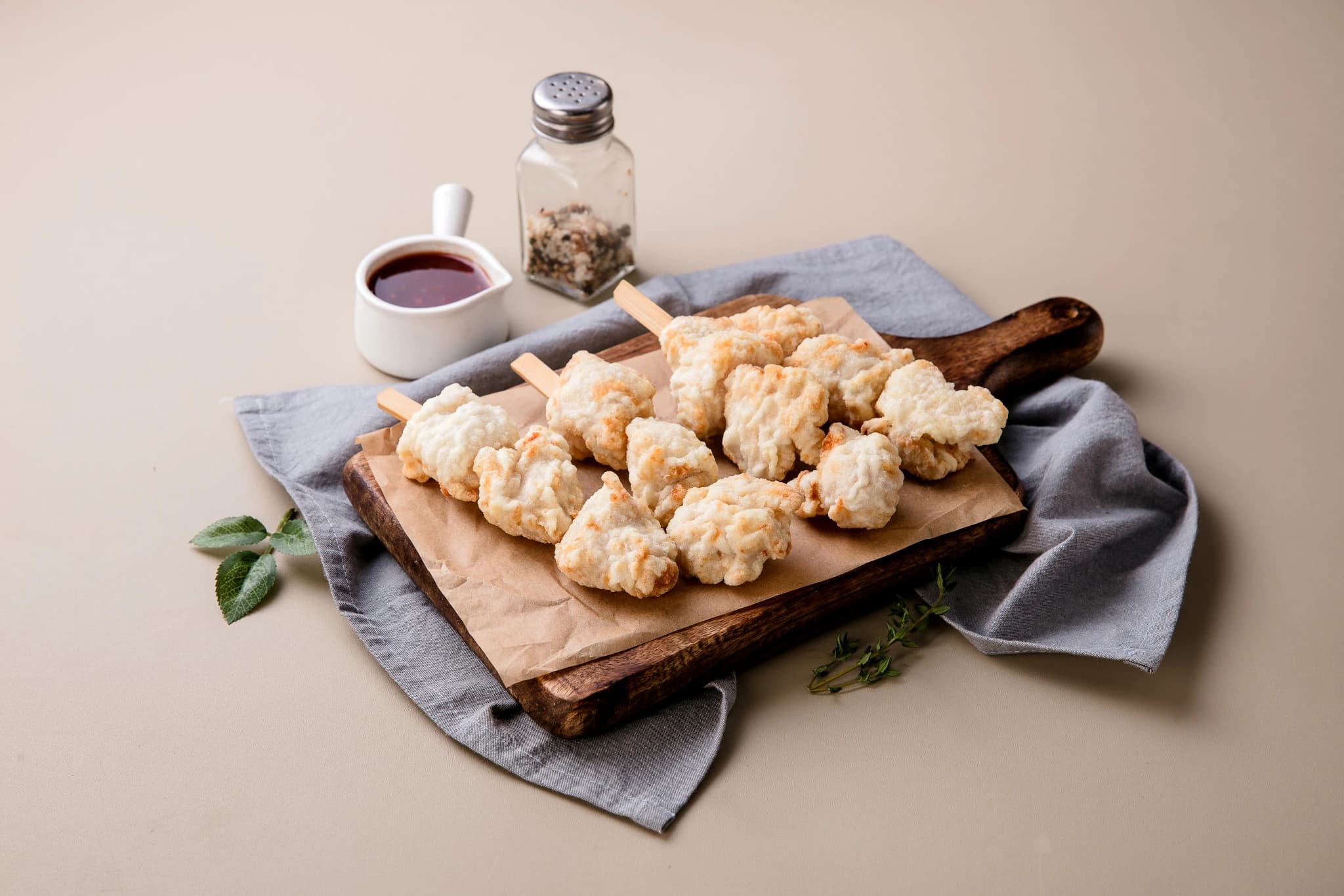 통살 숙성 후라이드 꼬치 1kg (2개이상 구매가능) (업체별도 무료배송)