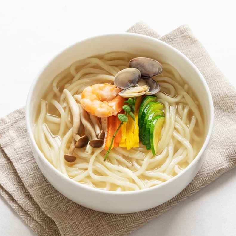 칼국수 12인분 (칼국수면 2kg + 멸치맛 스프 12g x 12개) 12인분