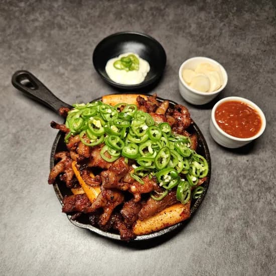 불닭발의 원조! 청양 숯불/국물 닭발 230~600g (3팩이상 구매가능) (업체별도 무료배송)