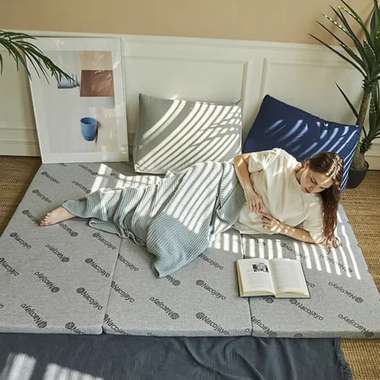 휴야 3단 접이식 에어코일 고분자 매트리스 퀸 그레이 1개