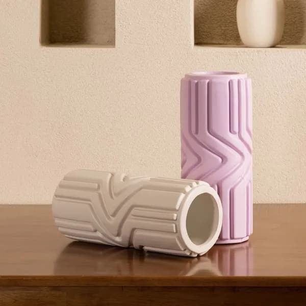 인트로미 3D 지압 EVA 폼롤러 샌드아이보리 32x14cm 1개 7,800원