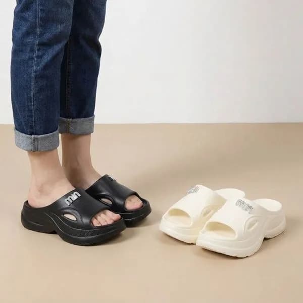 초경량 족저근막염 여성 키높이 통굽 앞트임 아치 슬리퍼 블랙 230mm 15,800원