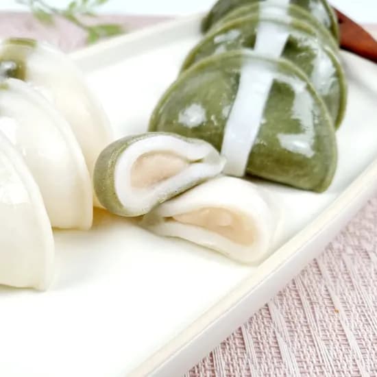 아끼니 떡공방 굳지 않는 백미 쑥 바람떡 1kg 3개