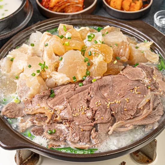 썬푸드 모둠 수육 도가니 150g 사태 150g 사골육수 450ml 소스 1세트