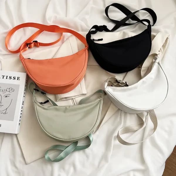 미니 크로스 반달백 블랙 5,280원