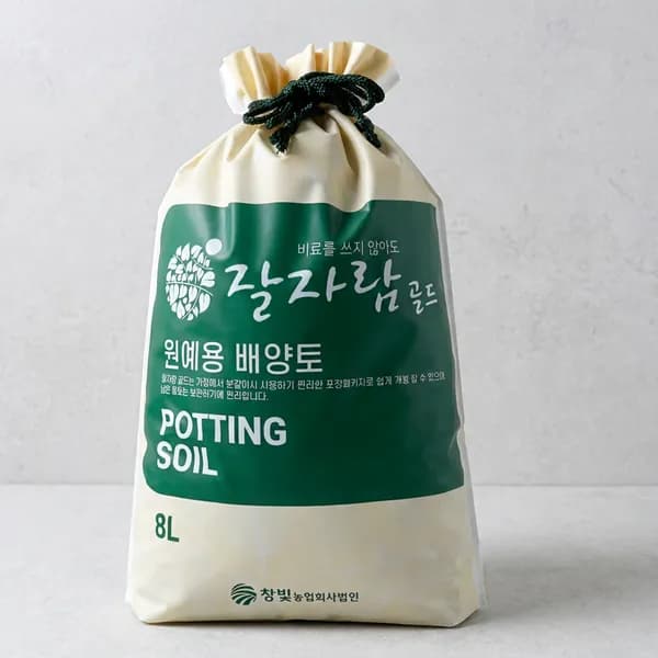창빛농원 잘자람골드 배양토 8L 1개 13,300원