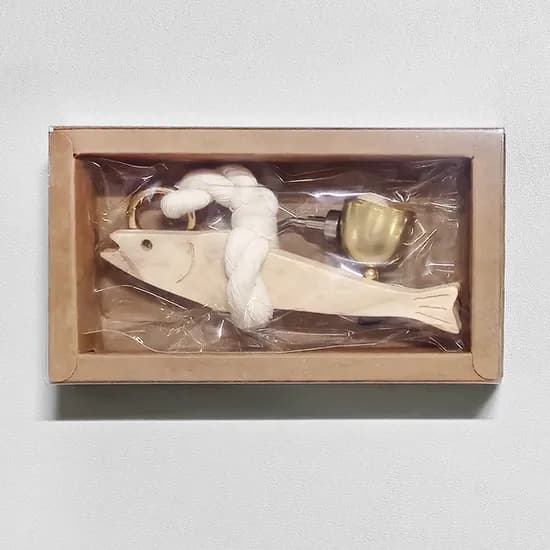 원목 현관 풍경종 도어벨, 액막이명태, 7.5cm x 3.7cm x 2.5cm, 1개