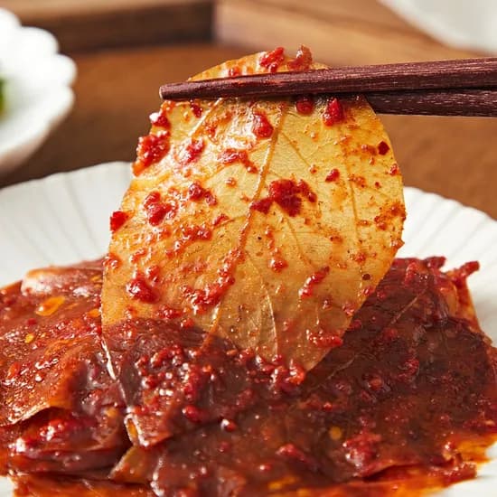 공일장아찌 삭힌 노란 단풍콩잎 장아찌 짭조름한 500g 1개