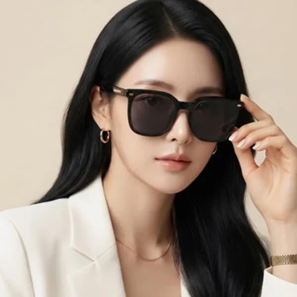 해아다 블랙 골드포인트 오버사이즈 스퀘어 선글라스 1개 19,800원