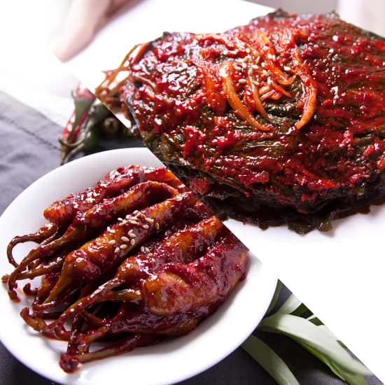 해달식품 국내가공 장아찌 고추무침 1kg + 깻잎무침 1kg, 2개
